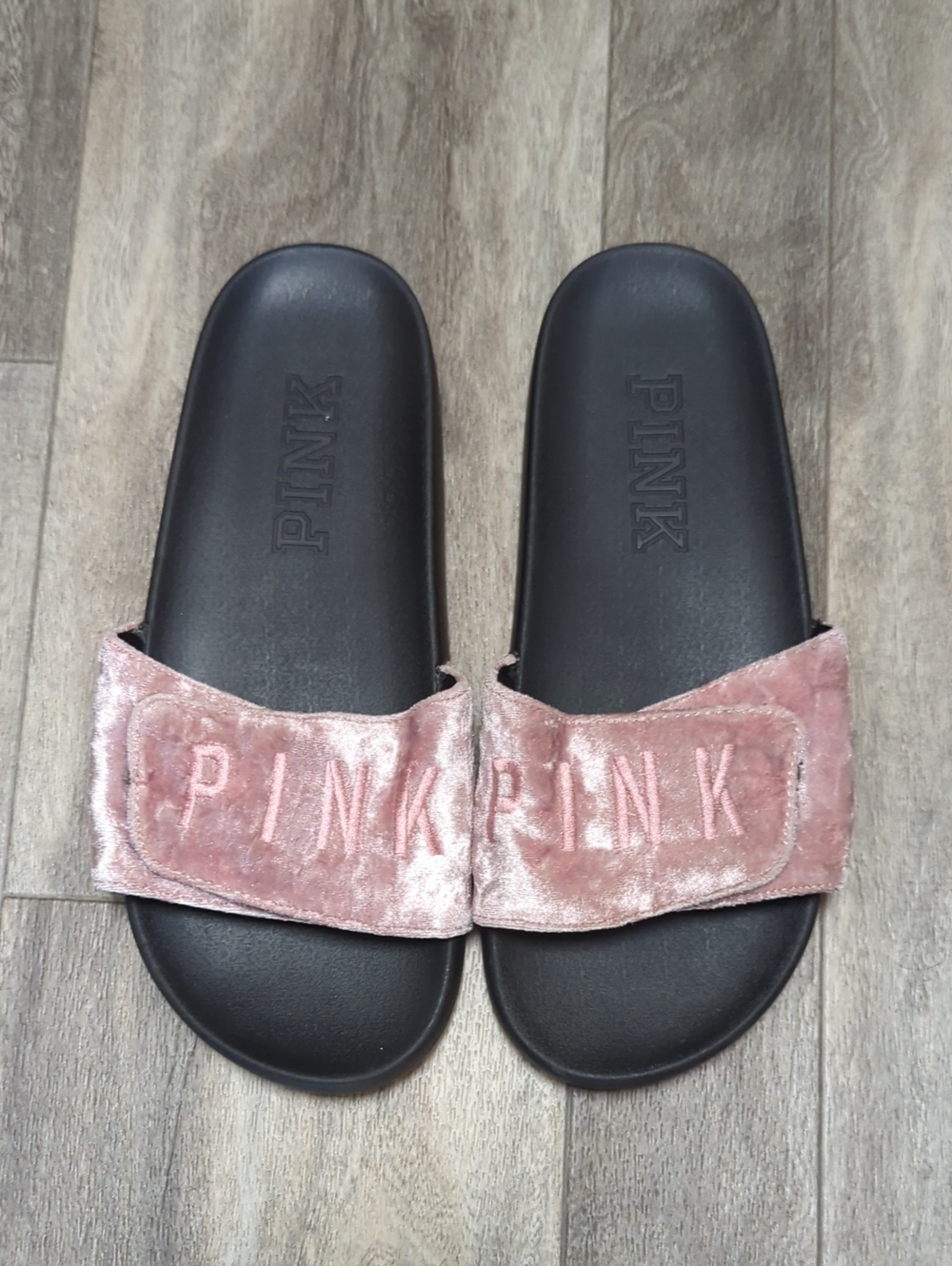 PINK M Velvet Slides